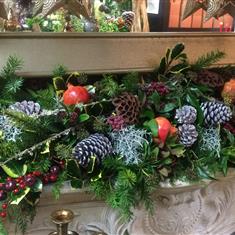 Festive Mantlepiece Display