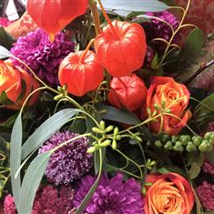 Florist&#39;s Choice Handtied - Autumn Treats 