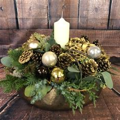 Lavish candle arrangement 